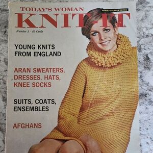 Today's Woman Knit-It with Twiggy on the cover Issue #5
